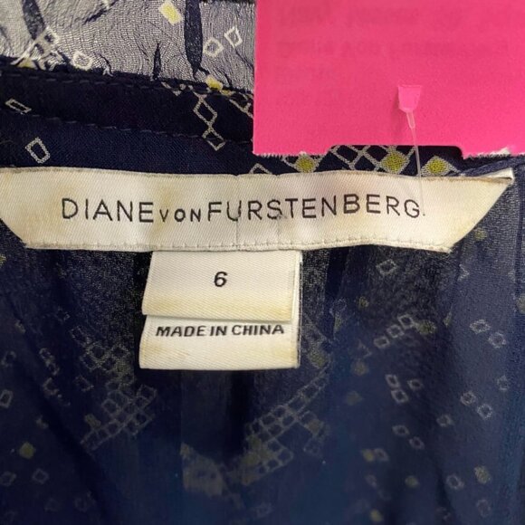 Diane Von Furstenberg Navy & Green Silk Blouse - Picture 4 of 4